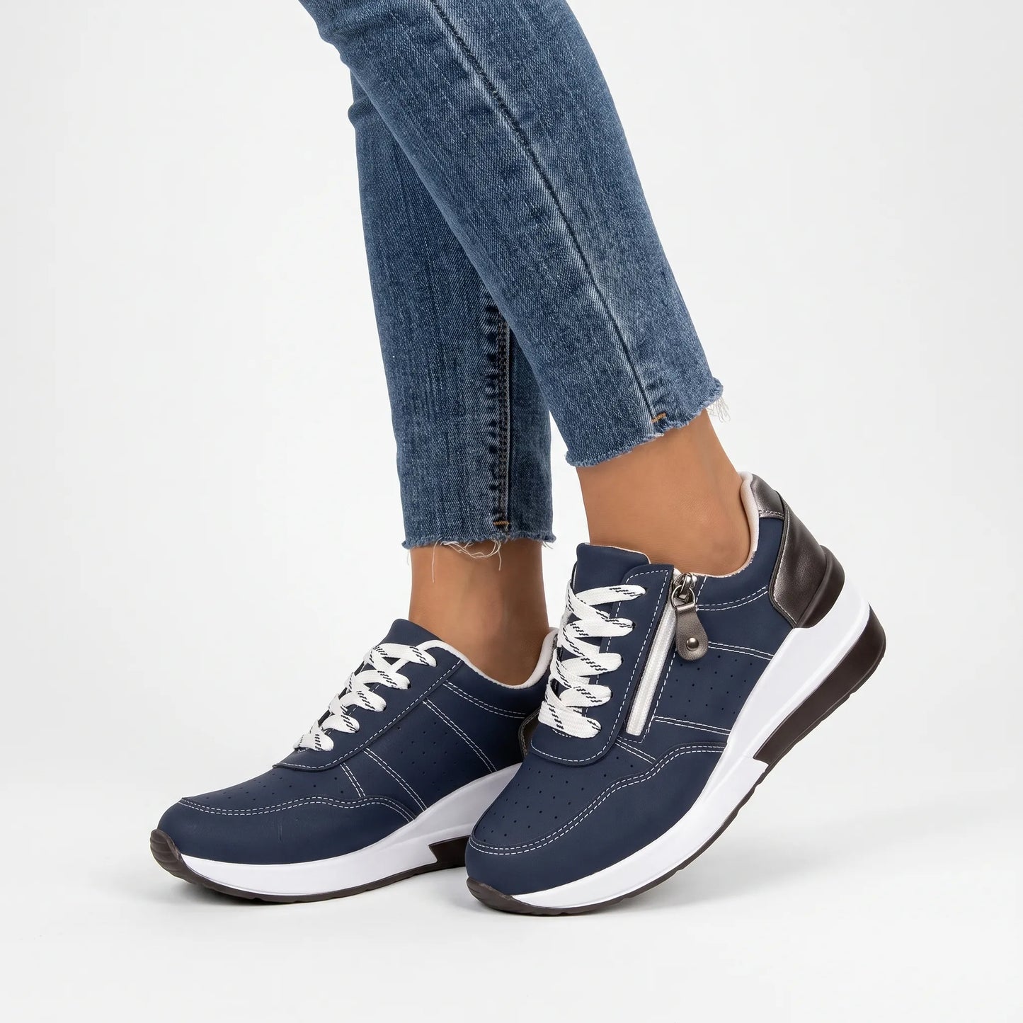 ScarlettStride - Orthopedic Sneakers For Women